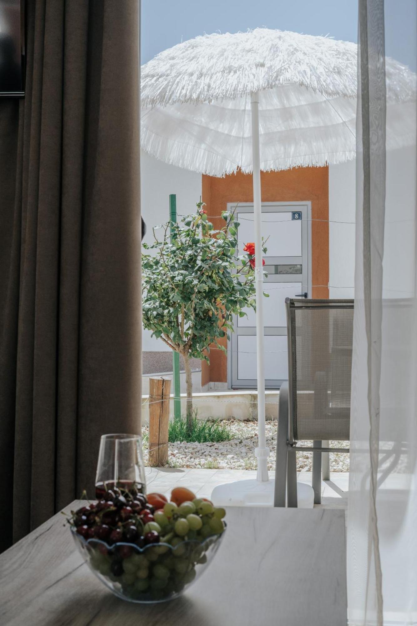 Imperial Family Resort Ulcinj Eksteriør billede